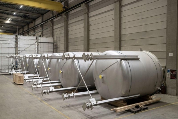 Ready for shipment: new series of stainless steel tanks