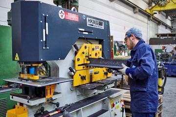 Knippen en ponsen