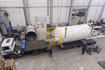 Loading a vessel