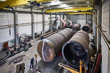 Steel pressure vessels under constuction